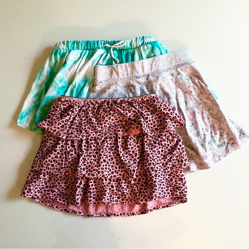 Lot of 3 Jersey skirts with bloomers - Girls 6/S